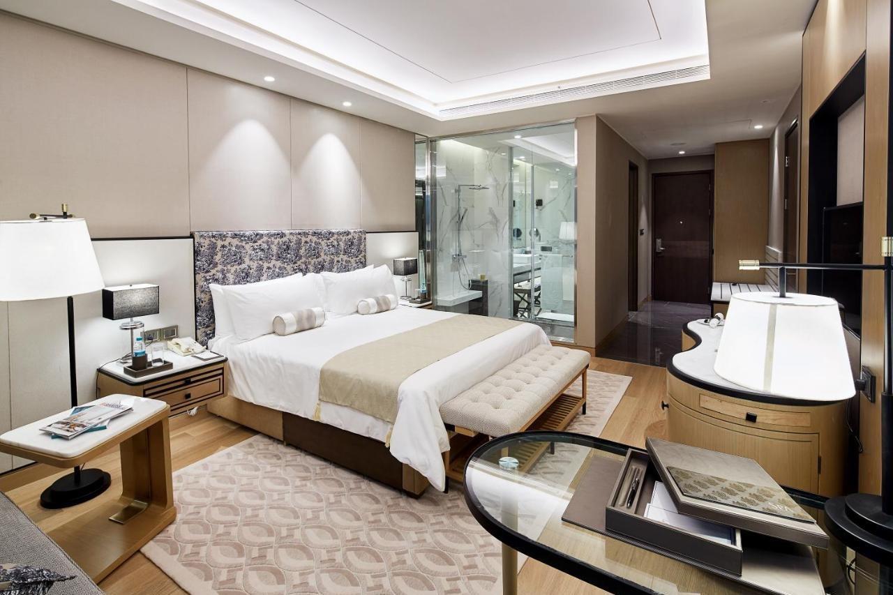 The Leela Bhartiya City Bengaluru Exterior photo